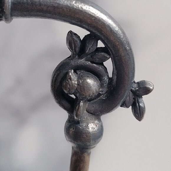 Antique Meriden Quadruple Plate #332 Condiment Bottle Holder Bird & Fruit Design - Picture 12 of 15